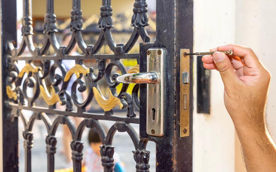 coûts serrure porte blindée Paris 4